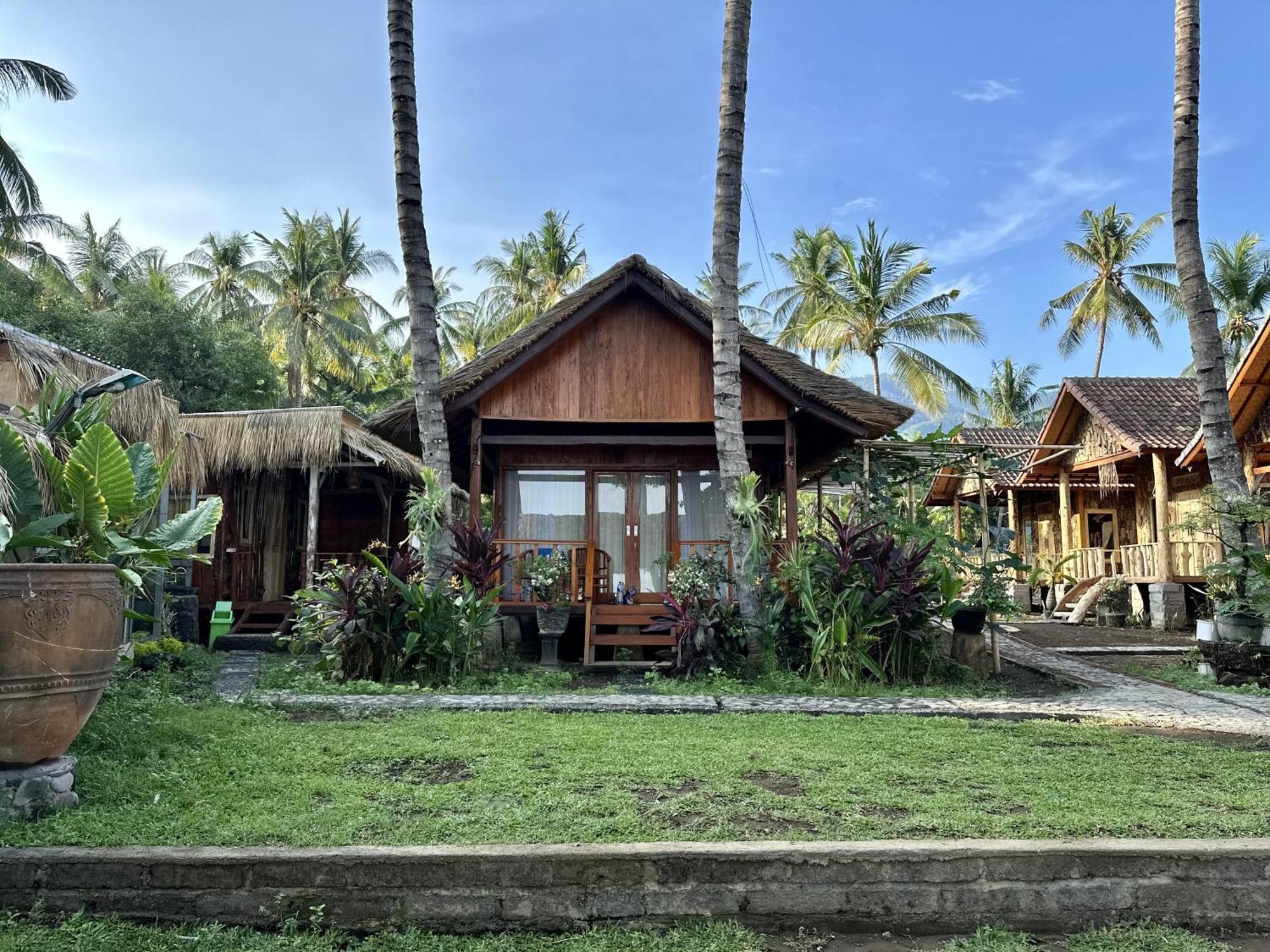 Kura Kura Beach Tejakula Bagian luar foto